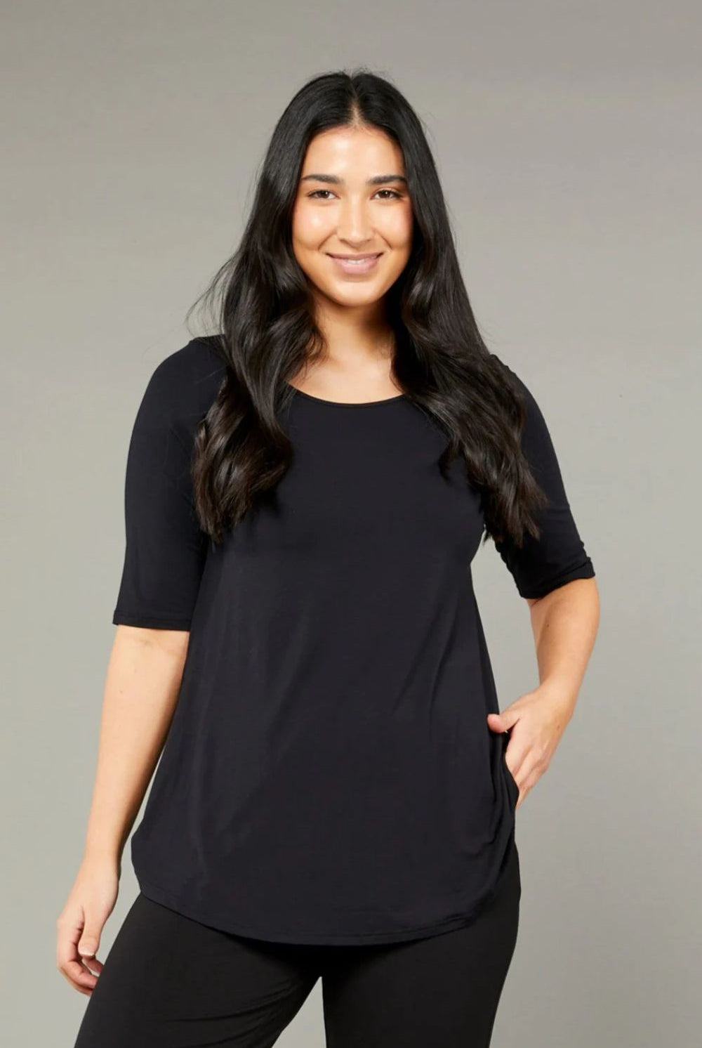 Tani - Elbow Swing Tee | Black - T-Shirt - Silvermaple Boutique