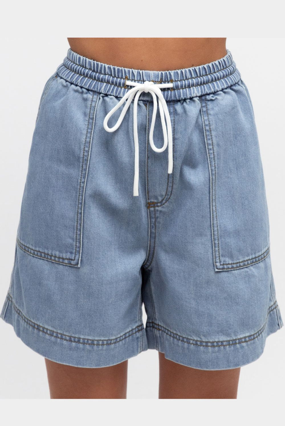 Fashion Express - Urban Denim Short | Light Wash - Shorts - Silvermaple Boutique
