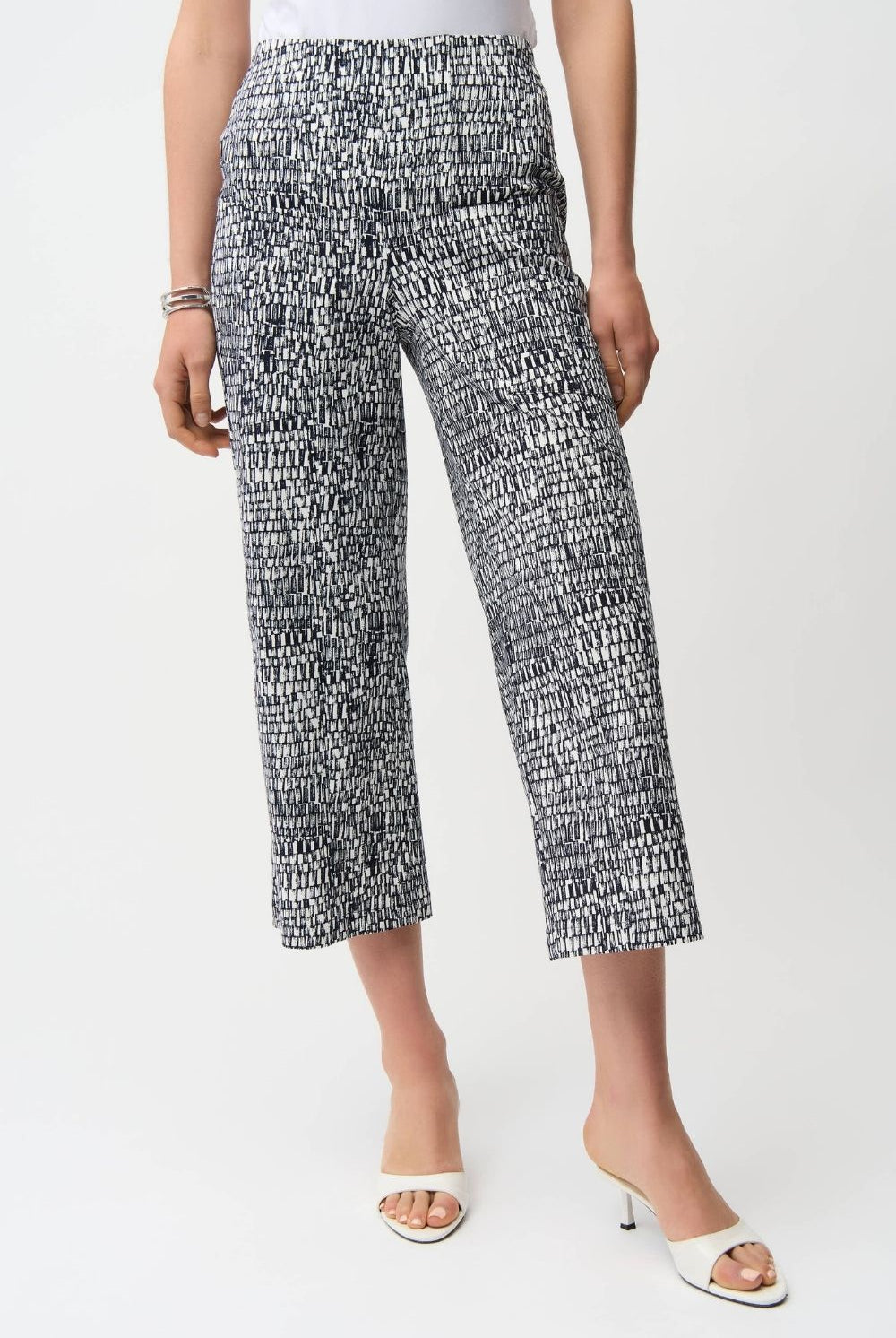 Joseph Ribkoff - Joseph Ribkoff Millennium Pull-On Culotte | Midnight/Vanilla - Pants - Silvermaple Boutique