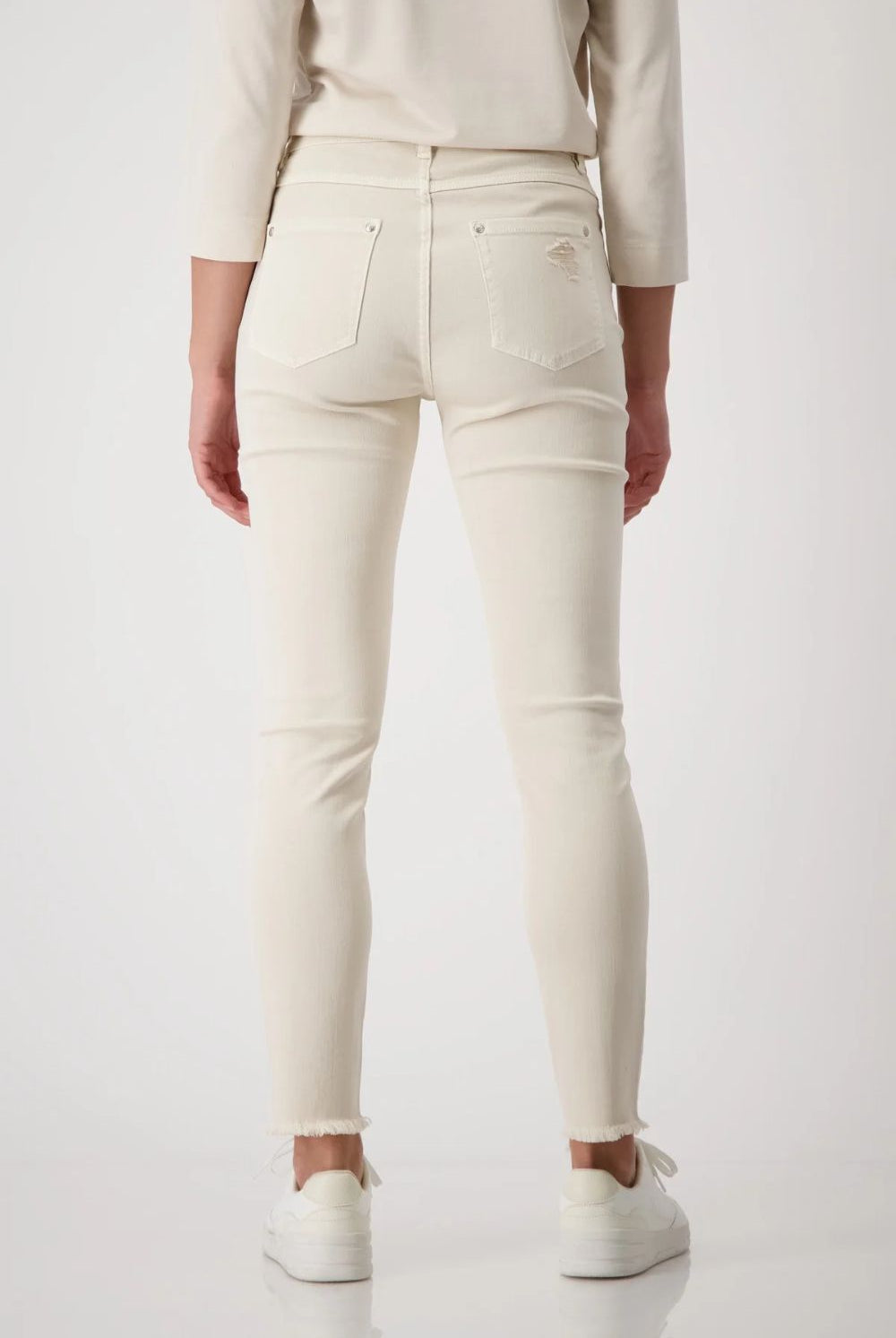 Monari - Destroyed Jeans With Rhinestones | Sandshell - Jeans - Silvermaple Boutique