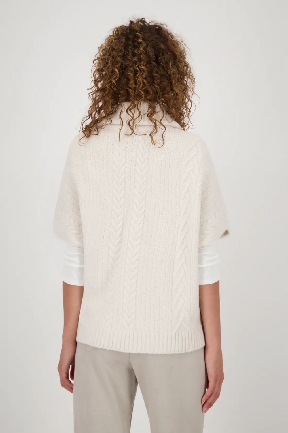 Monari - Monari Knitted Cabel Cape | Oat Milk - Jumper - Silvermaple Boutique