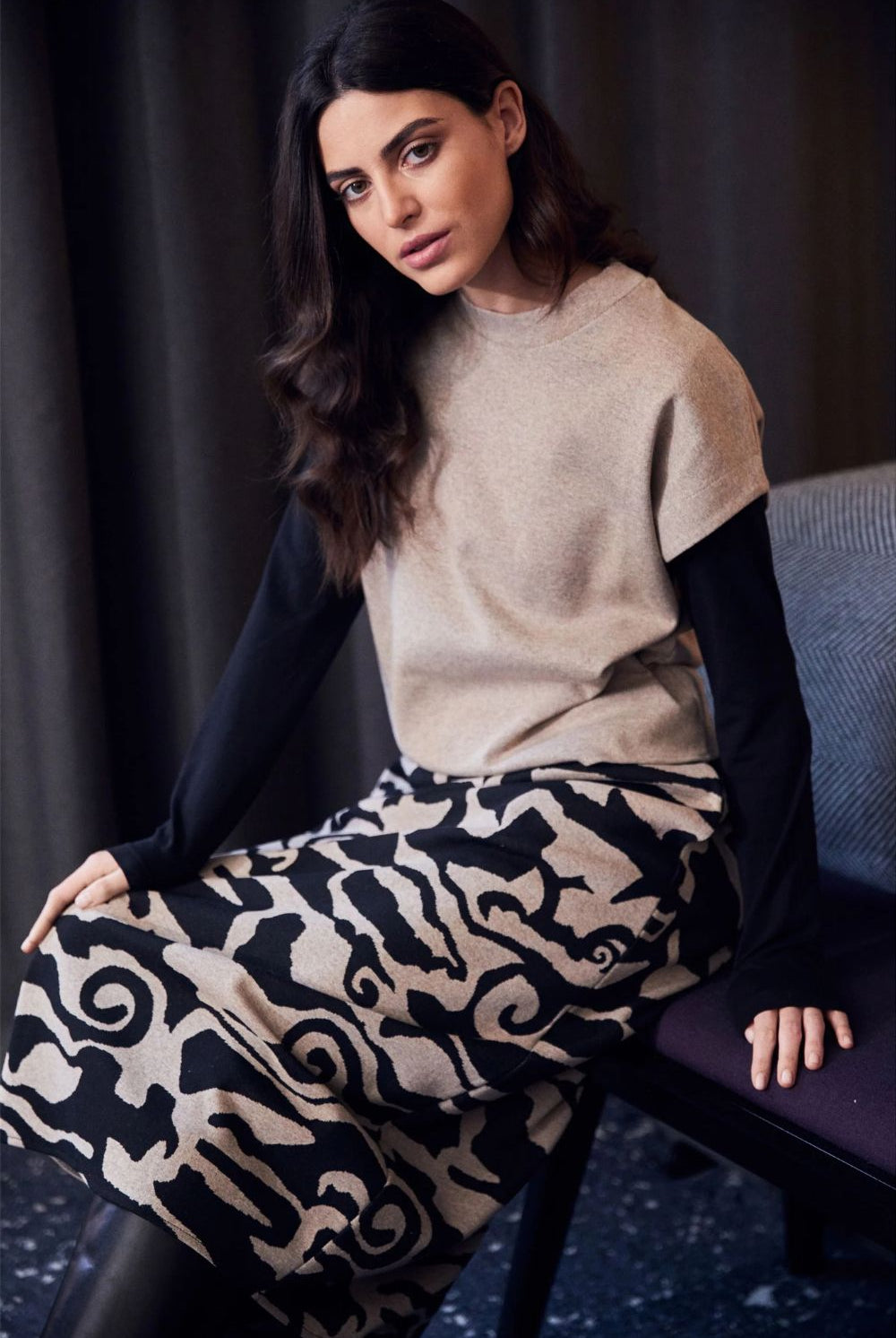 Peruzzi - Jacquard Plain Top | Sand - Top - Silvermaple Boutique