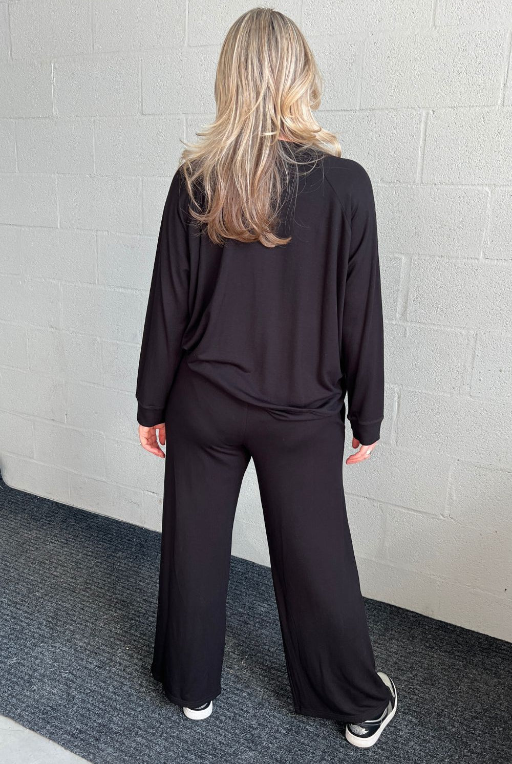 Philosophy Australia - Apple Brushed Wide Leg Pant | Black - Pants - Silvermaple Boutique