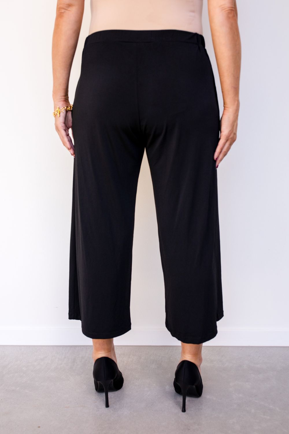 Philosophy Australia - Sammy Crop Pant | Black - Pants - Silvermaple Boutique