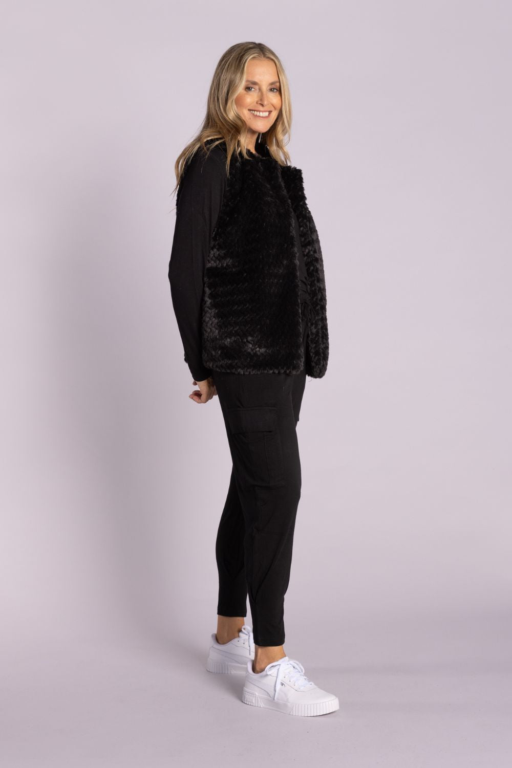 Silvermaple Collection - Isla Faux Fur Vest | Black - Vest - Silvermaple Boutique