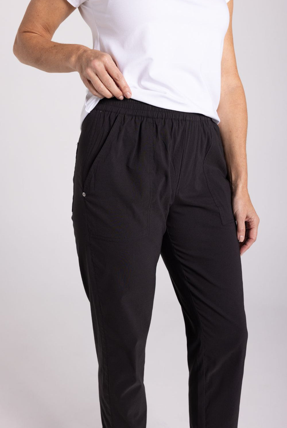Silvermaple Collection - The Ultimate 7/8 Cuff Pant | Black - Pants - Silvermaple Boutique