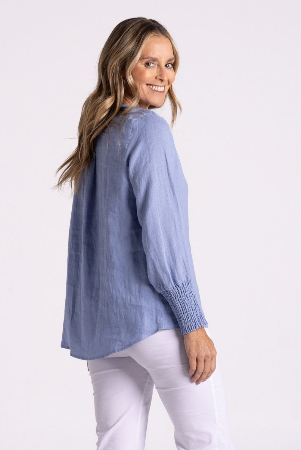 Silvermaple Collection - Carrie Linen V-Neck Top | Sky - Top - Silvermaple Boutique
