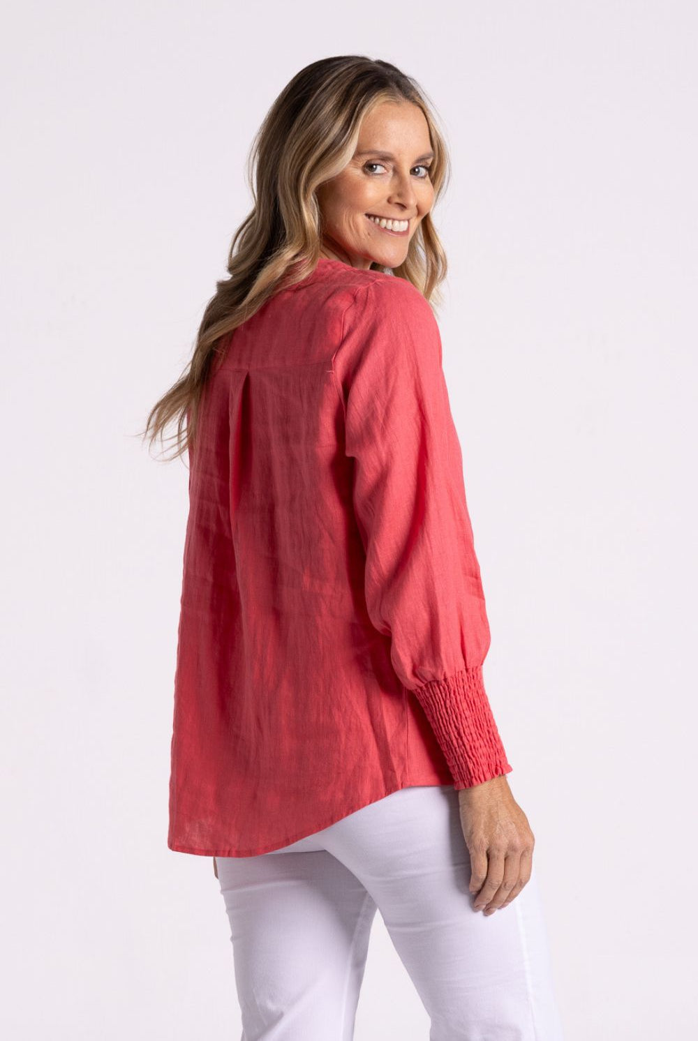 Silvermaple Collection - Carrie Linen V-Neck Top | Melon - Top - Silvermaple Boutique