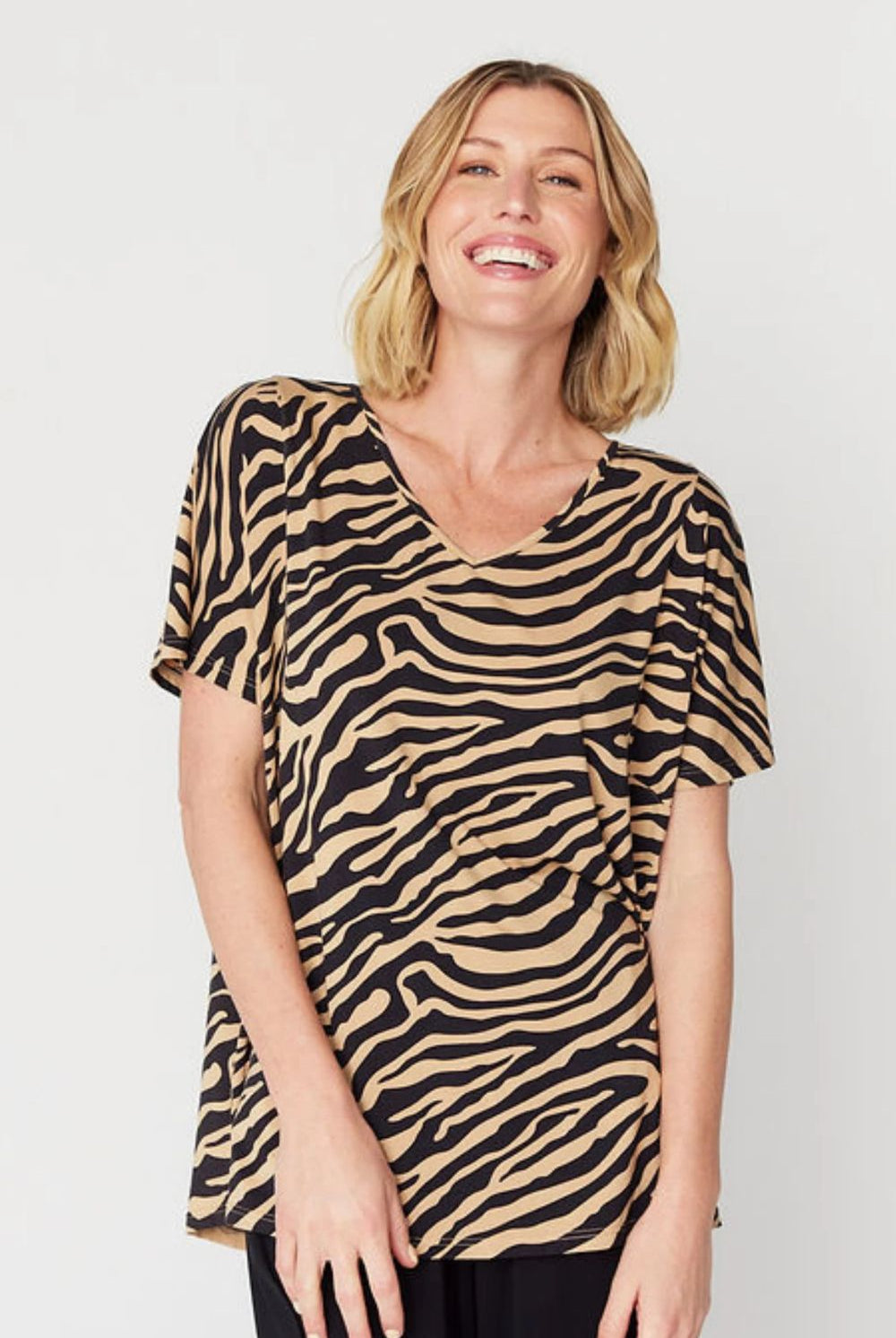 Tani - Ivy Swing Tee | Sahara - T-Shirt - Silvermaple Boutique