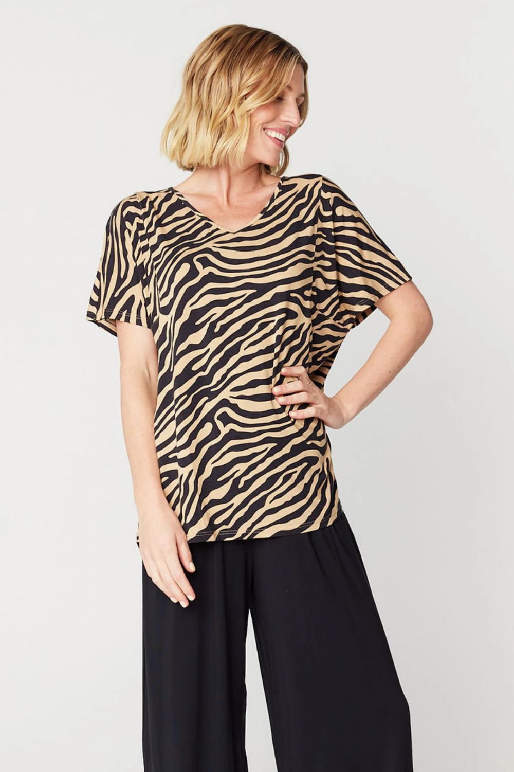 Tani - Ivy Swing Tee | Sahara - T-Shirt - Silvermaple Boutique