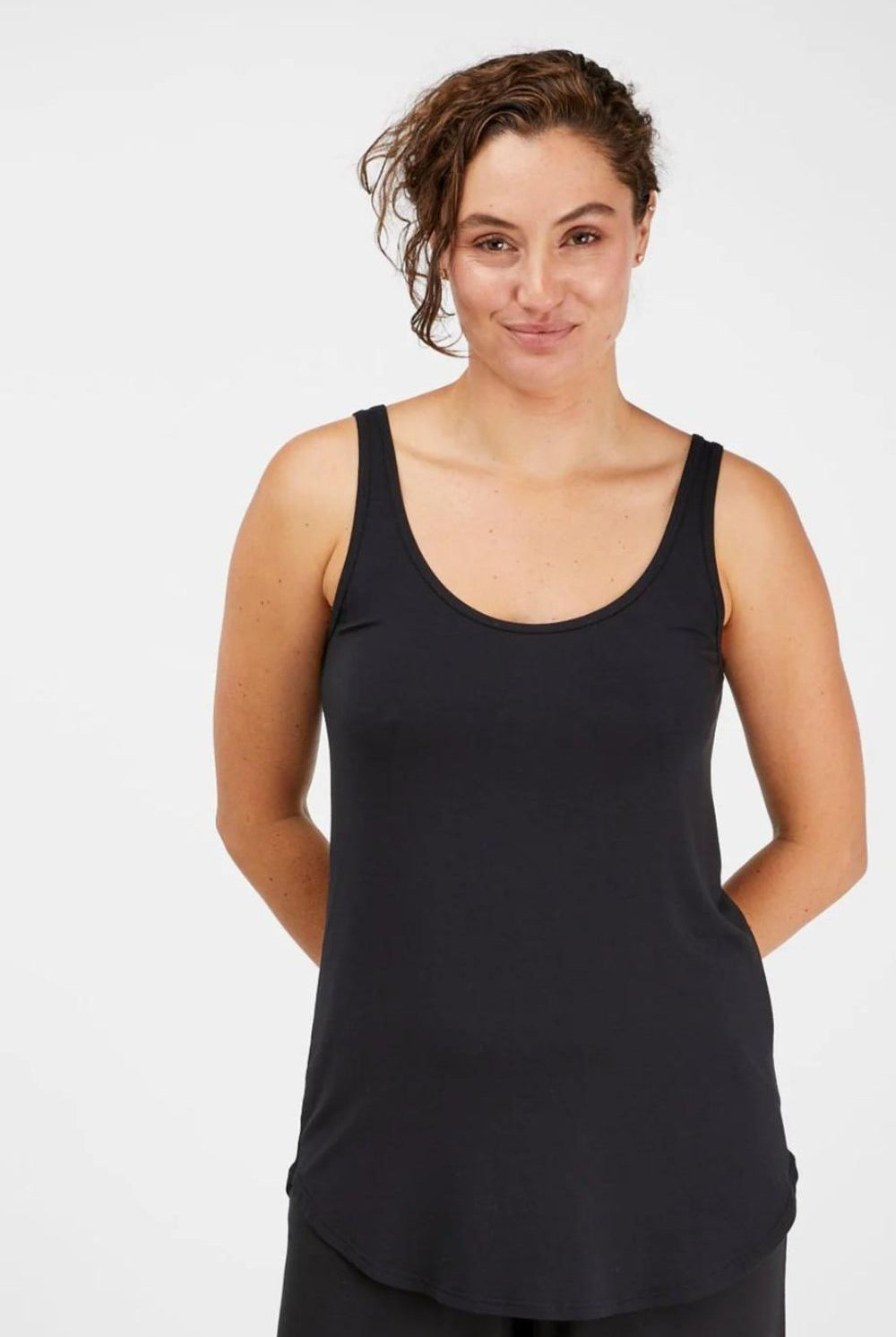 Tani - Longline Tank | Black - Singlet - Silvermaple Boutique