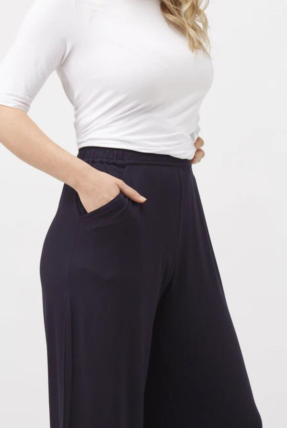 Tani - Culotte Resort Pant | Navy - Pants - Silvermaple Boutique