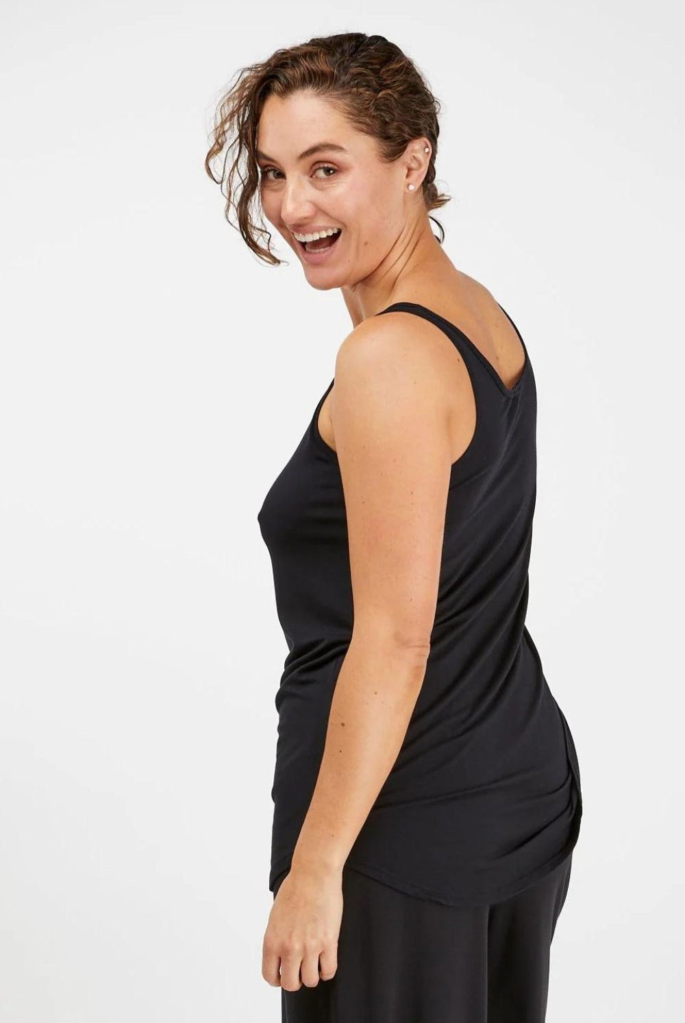 Tani - Longline Tank | Black - Singlet - Silvermaple Boutique