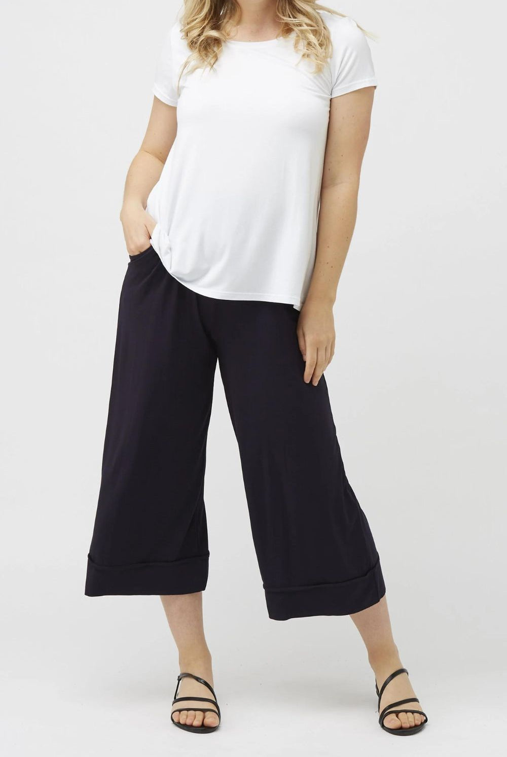 Tani - Culotte Resort Pant | Navy - Pants - Silvermaple Boutique