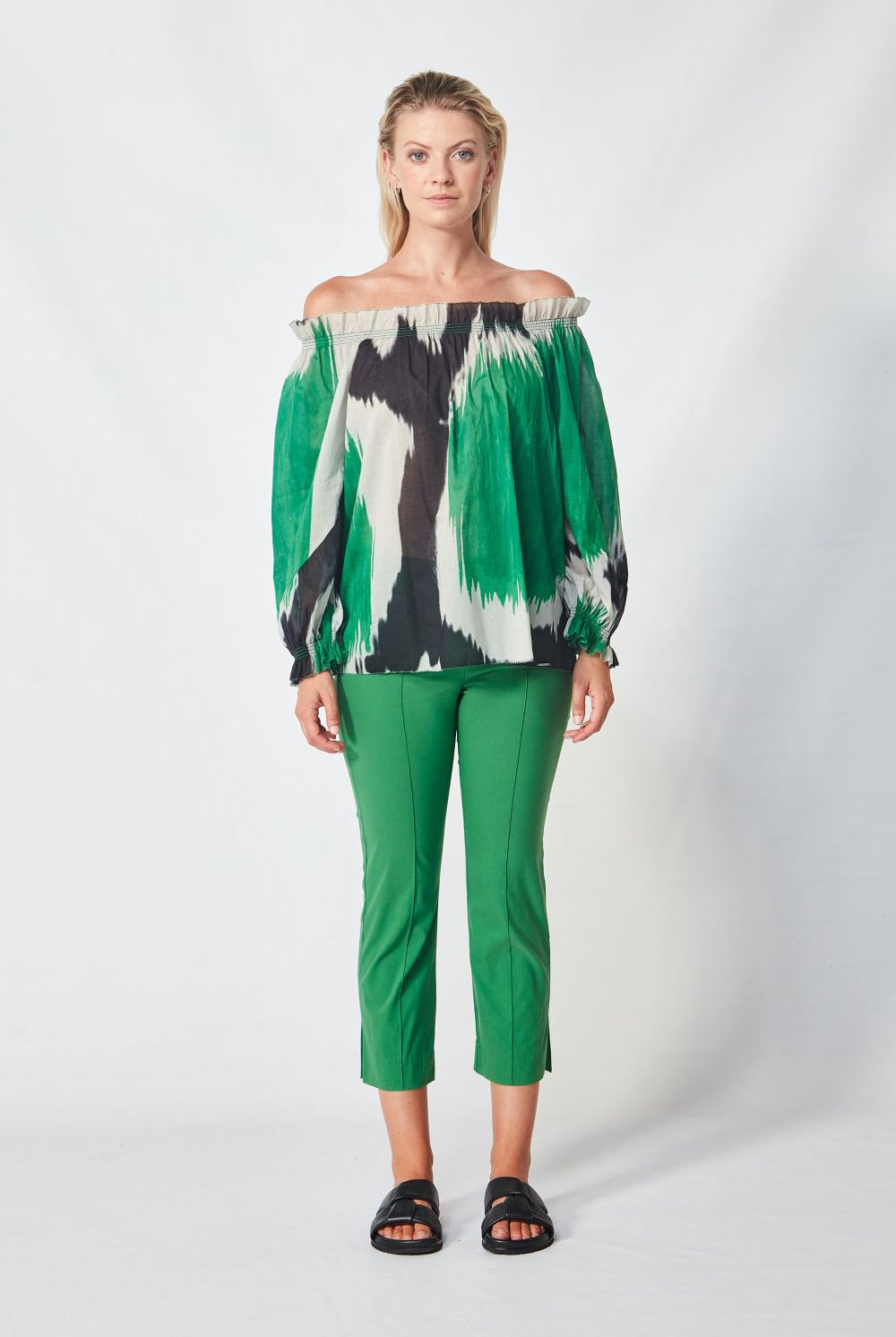 Verge - Acrobat 7/8 Pant | Apple - Pants - Silvermaple Boutique