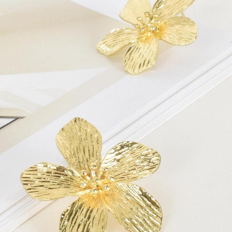 Adorne Etched Metal Flower Earrings | Gold-Adorne-Silvermaple Boutique