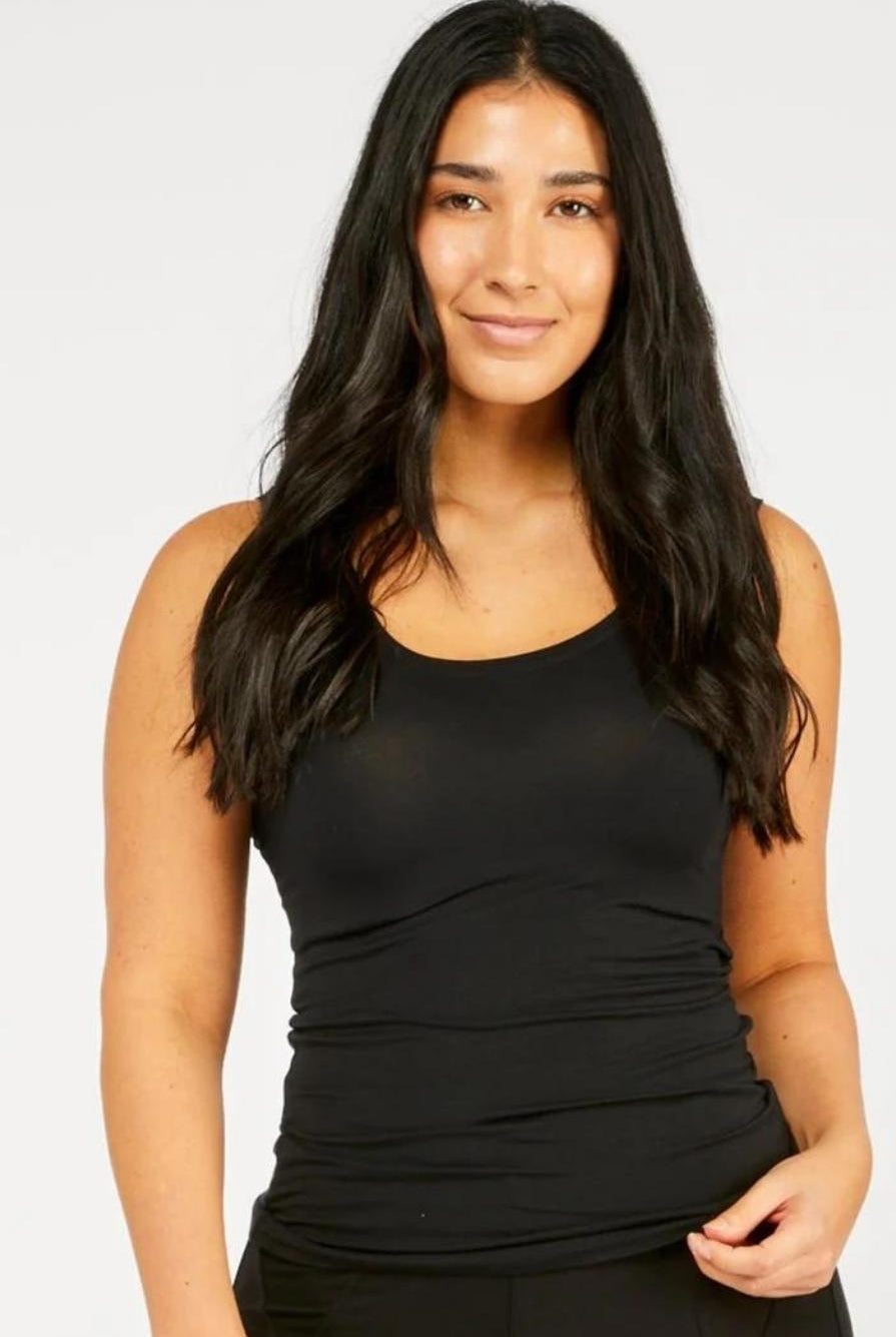 Tani - Scoop Tank | Black - T-Shirt - Silvermaple Boutique