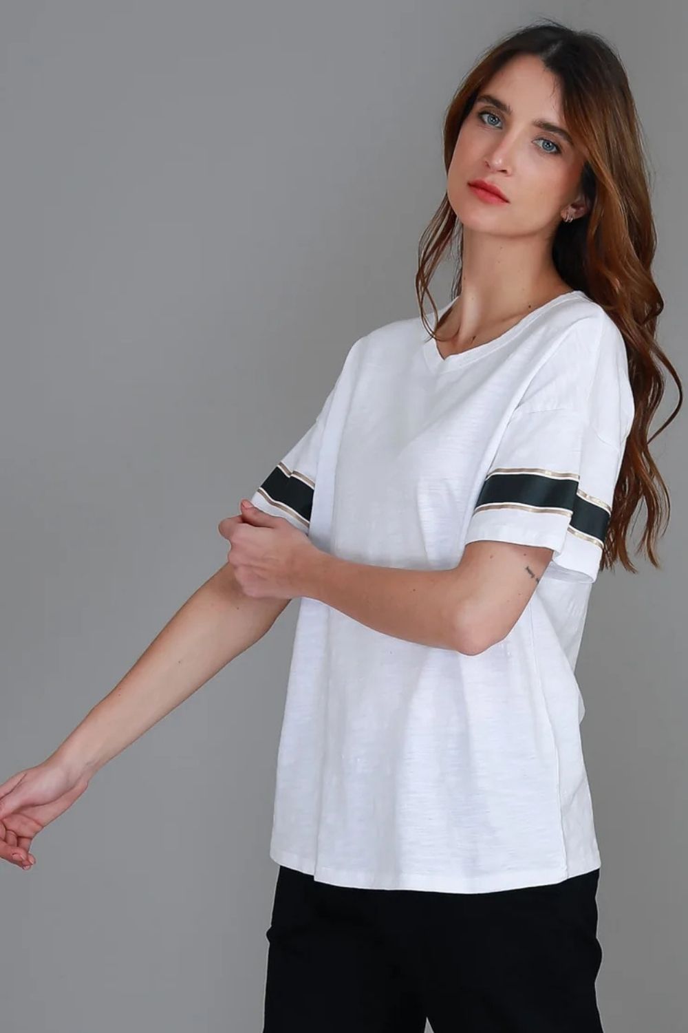 3rd Story The Label - Roselyn Band Tee | White - Top - Silvermaple Boutique 