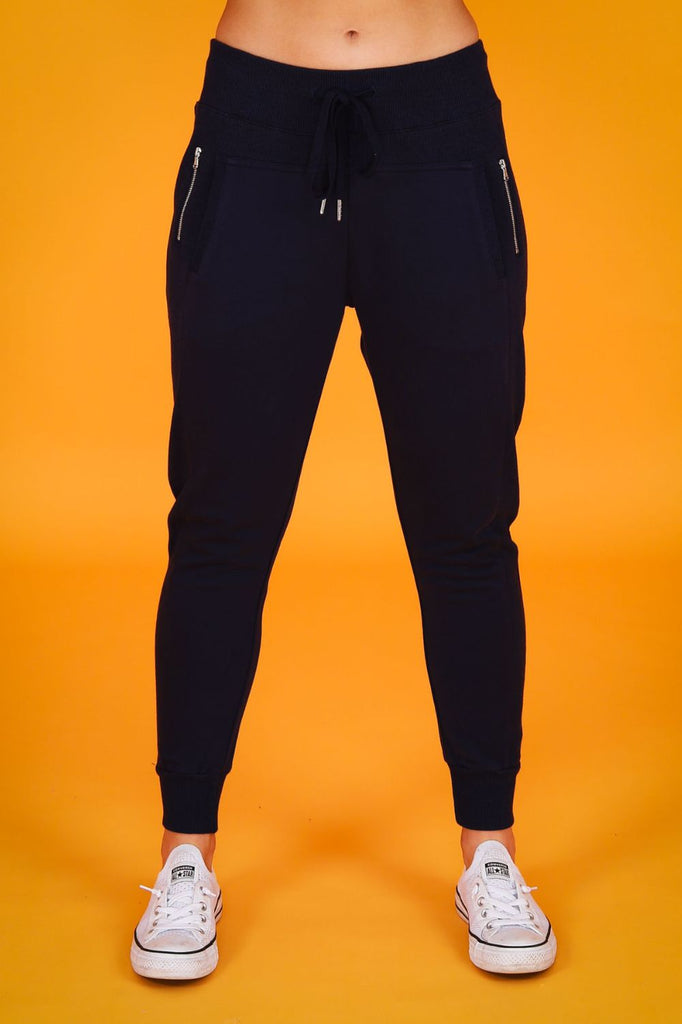 3rd Story Byron Jogger | Navy_Silvermaple Boutique