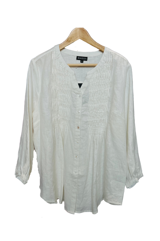 Pintuck Shirt 3/4 Sleeve | White_ Silvermaple  Boutique