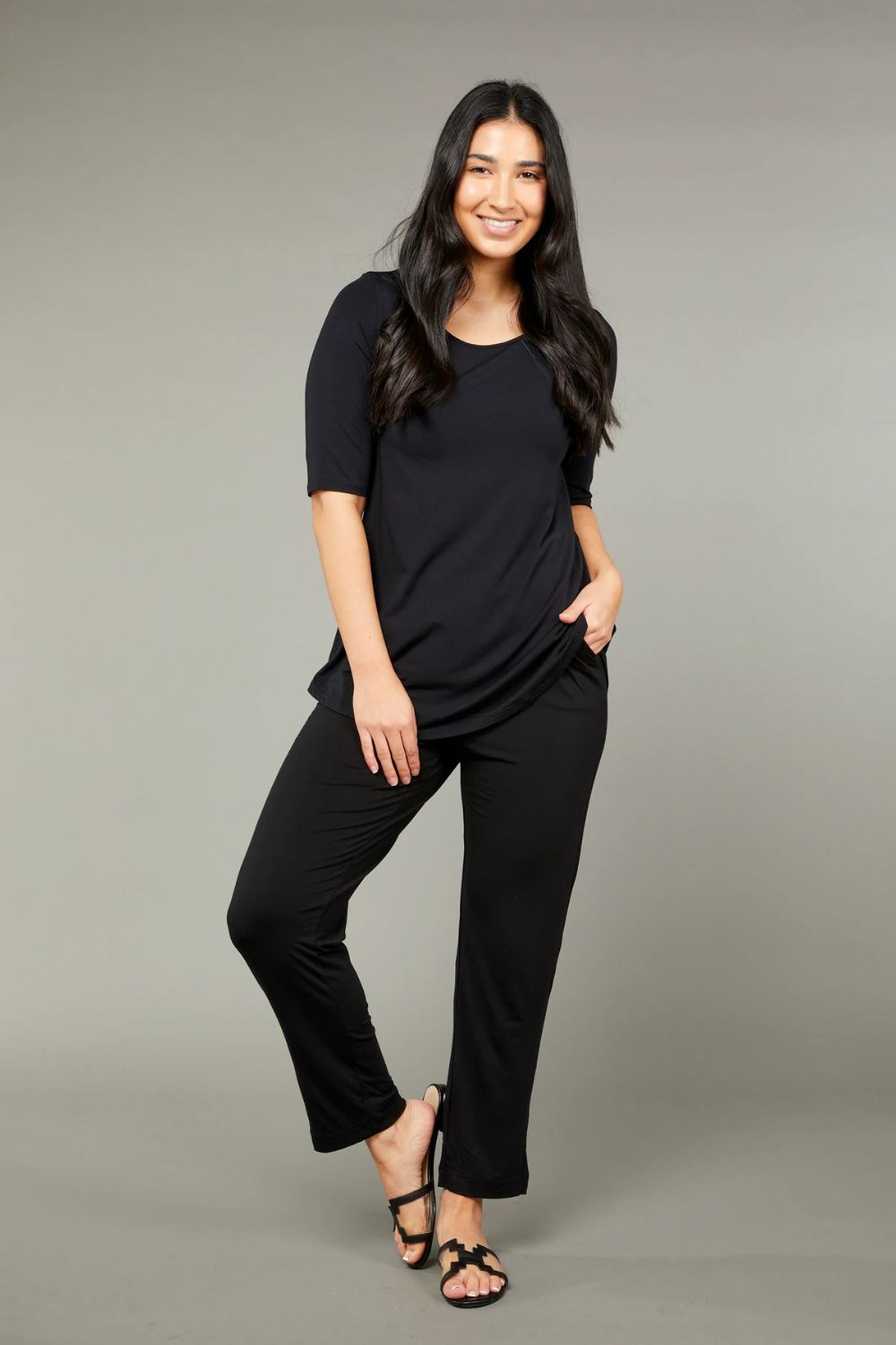 Tani - Elbow Swing Tee | Black - T-Shirt - Silvermaple Boutique 