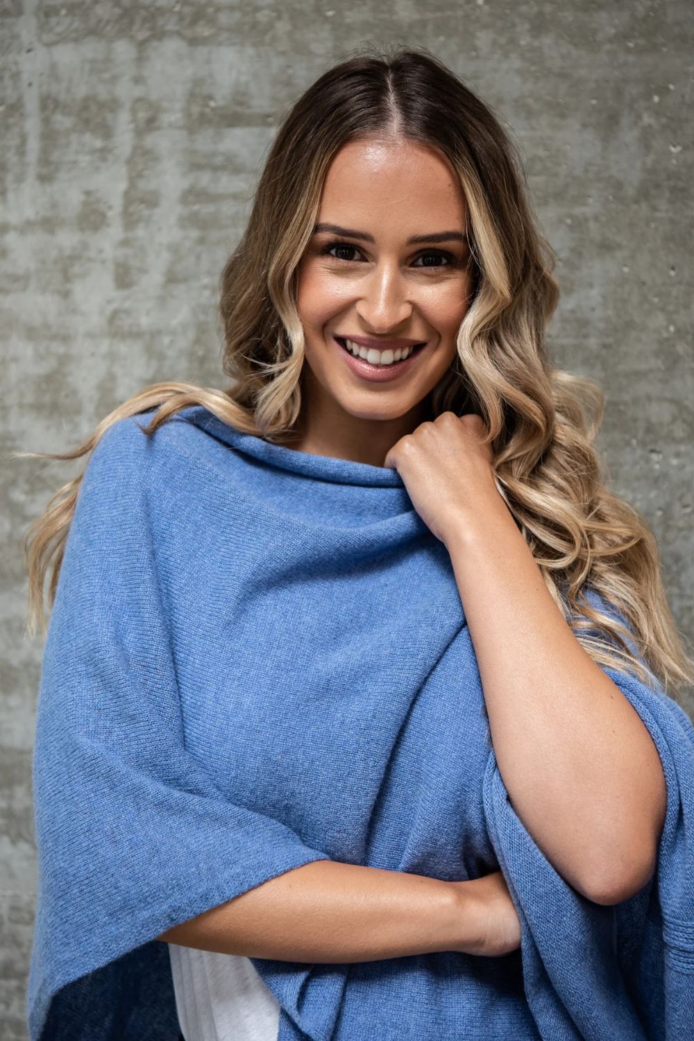 Esperance & Co - Cashmere Topper | Cornflower Blue - Scarves & Wraps - Silvermaple Boutique 