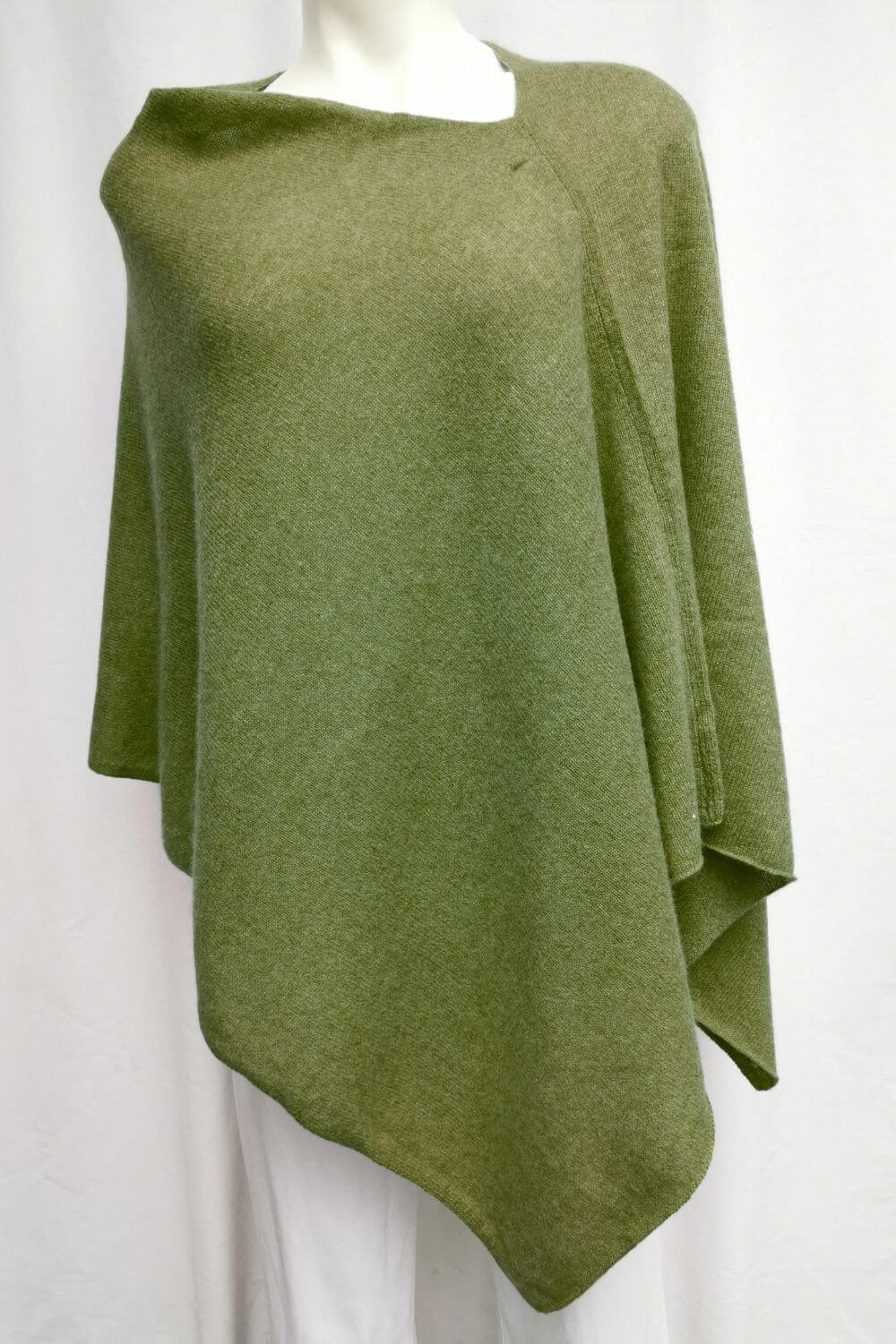 Fangsco - Cashmere Poncho | Loden - Scarves & Wraps - Silvermaple Boutique 