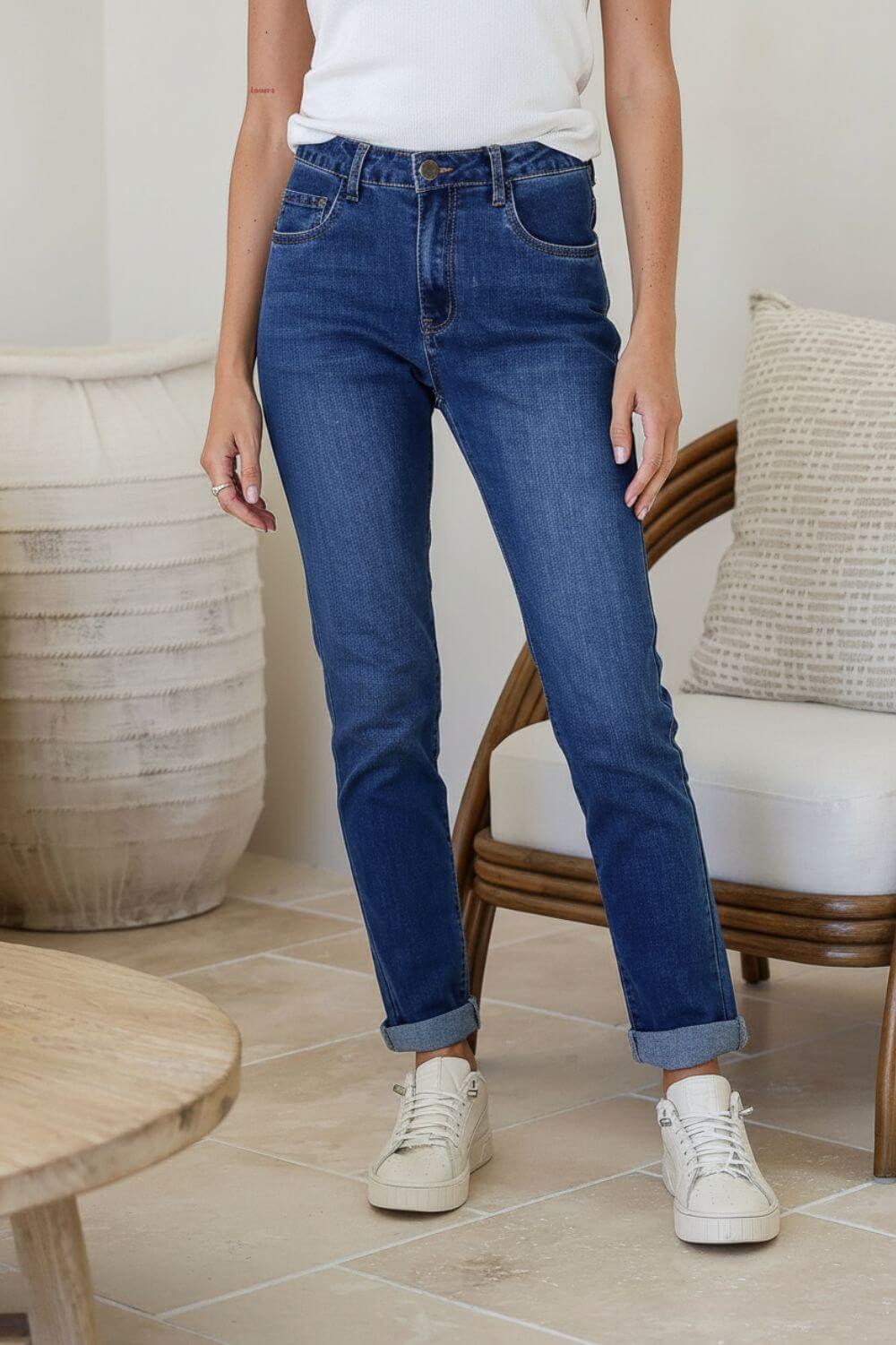 Fashion Curated - Marlowe Mum Jeans | Dark Wash - Jeans - Silvermaple Boutique 