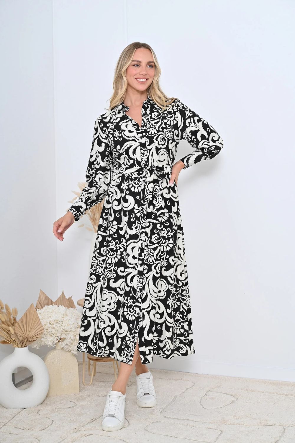 Fashion Express - Vivienne Dress | Black Floral - Dress - Silvermaple Boutique 