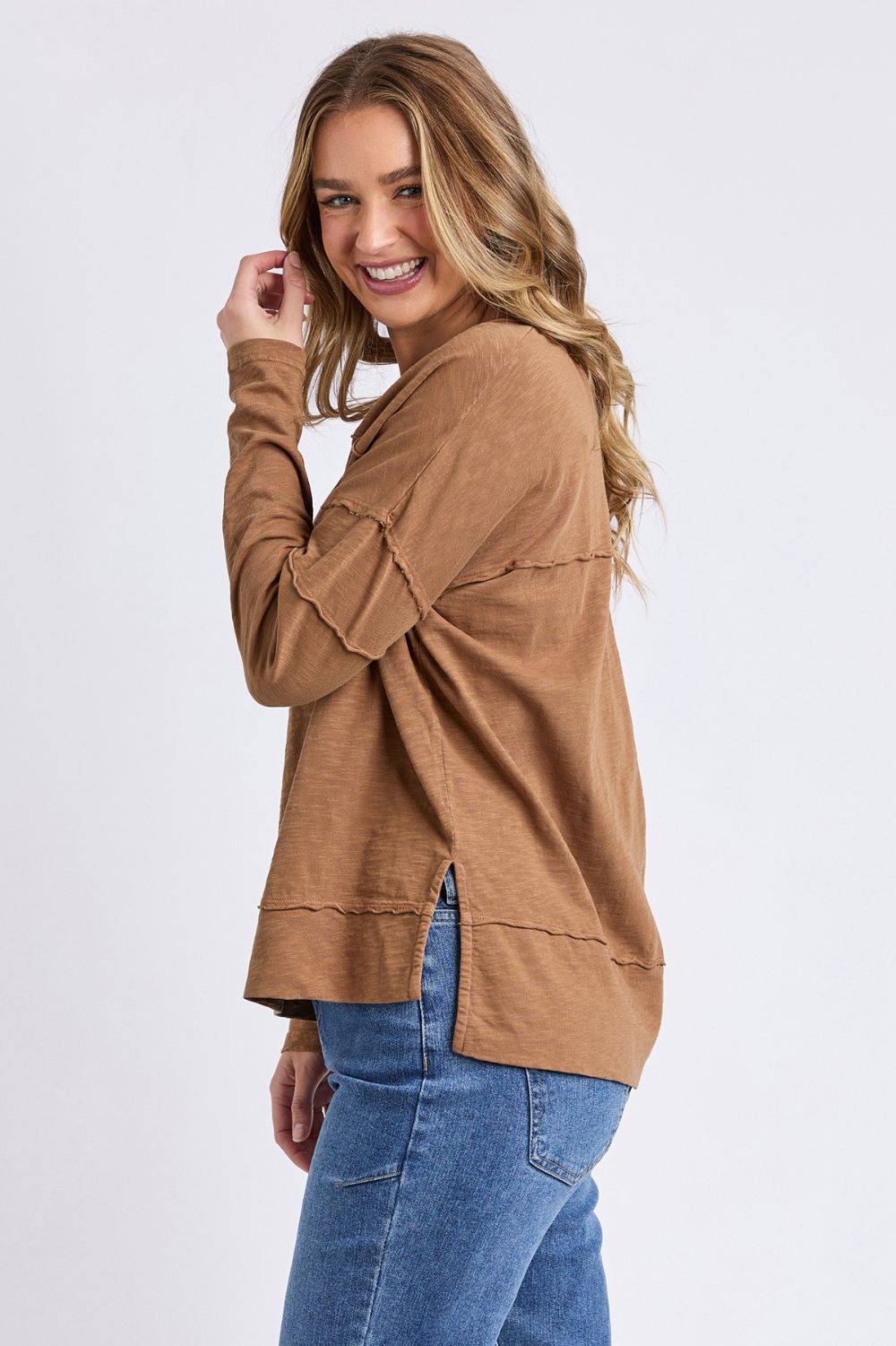 Foxwood - Jayne Throw On Top | Toasted Coconut - Top - Silvermaple Boutique 