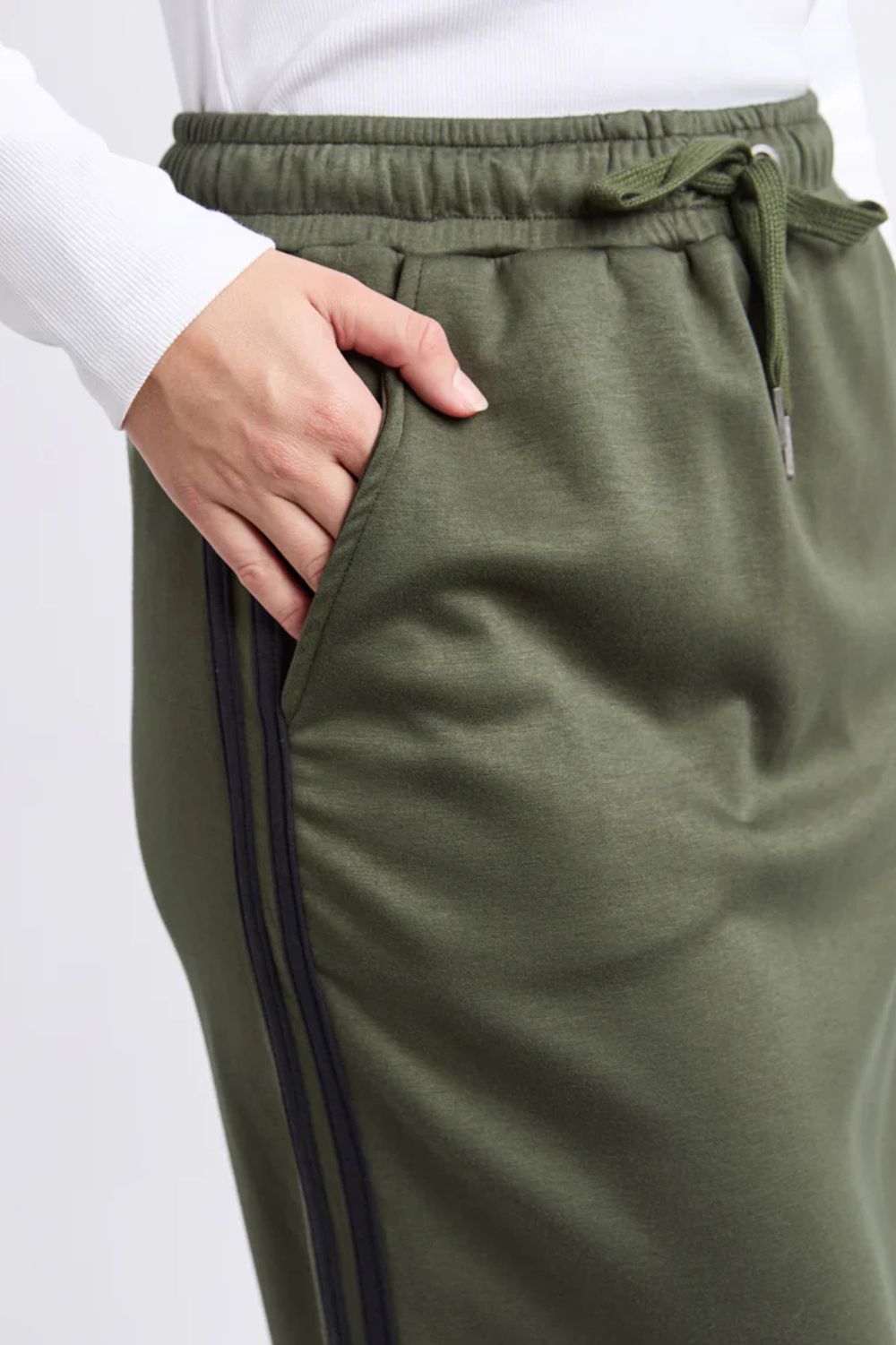 Foxwood - Seattle Skirt | Khaki - Skirt - Silvermaple Boutique 