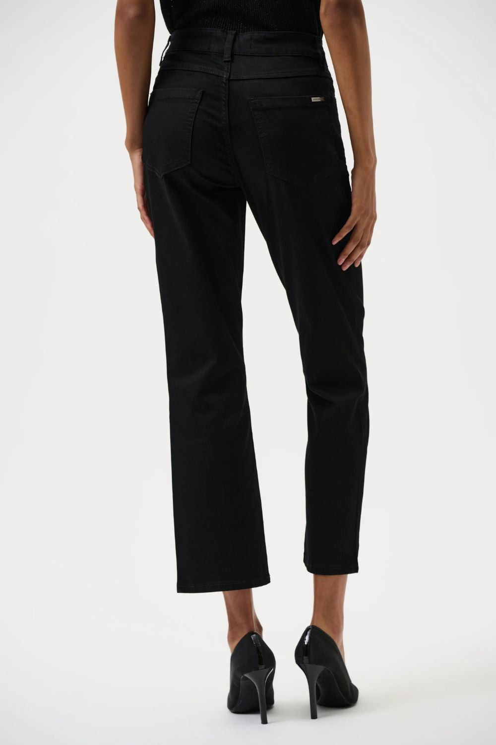 Joseph Ribkoff - Joseph Ribkoff Margot Classic Straight Leg Jeans | Black - Jeans - Silvermaple Boutique 