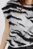 Monari - Monari Tiger Plush Vest | Ash Grey - Vest - Silvermaple Boutique 