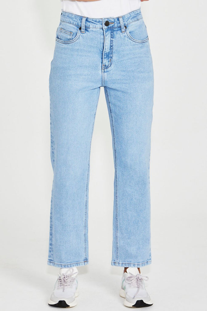 New London Jeans Combe Straight Leg Ankle Grazer Jean | Denim_Silvermaple Boutique