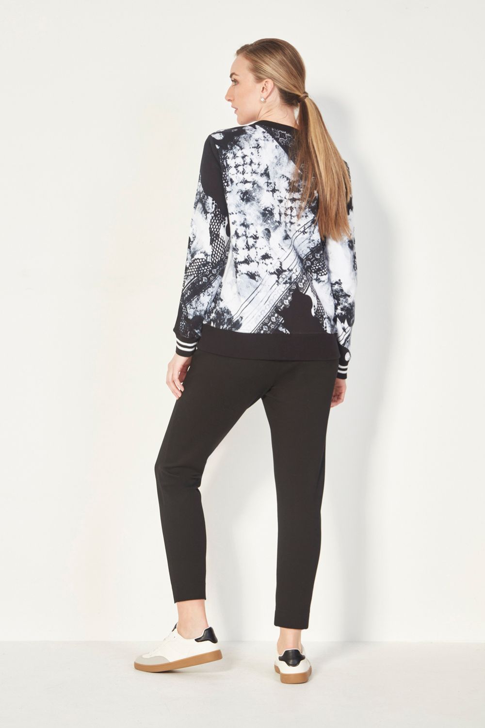 Verge - Outshine Sweatshirt | Print - Jumper - Silvermaple Boutique 