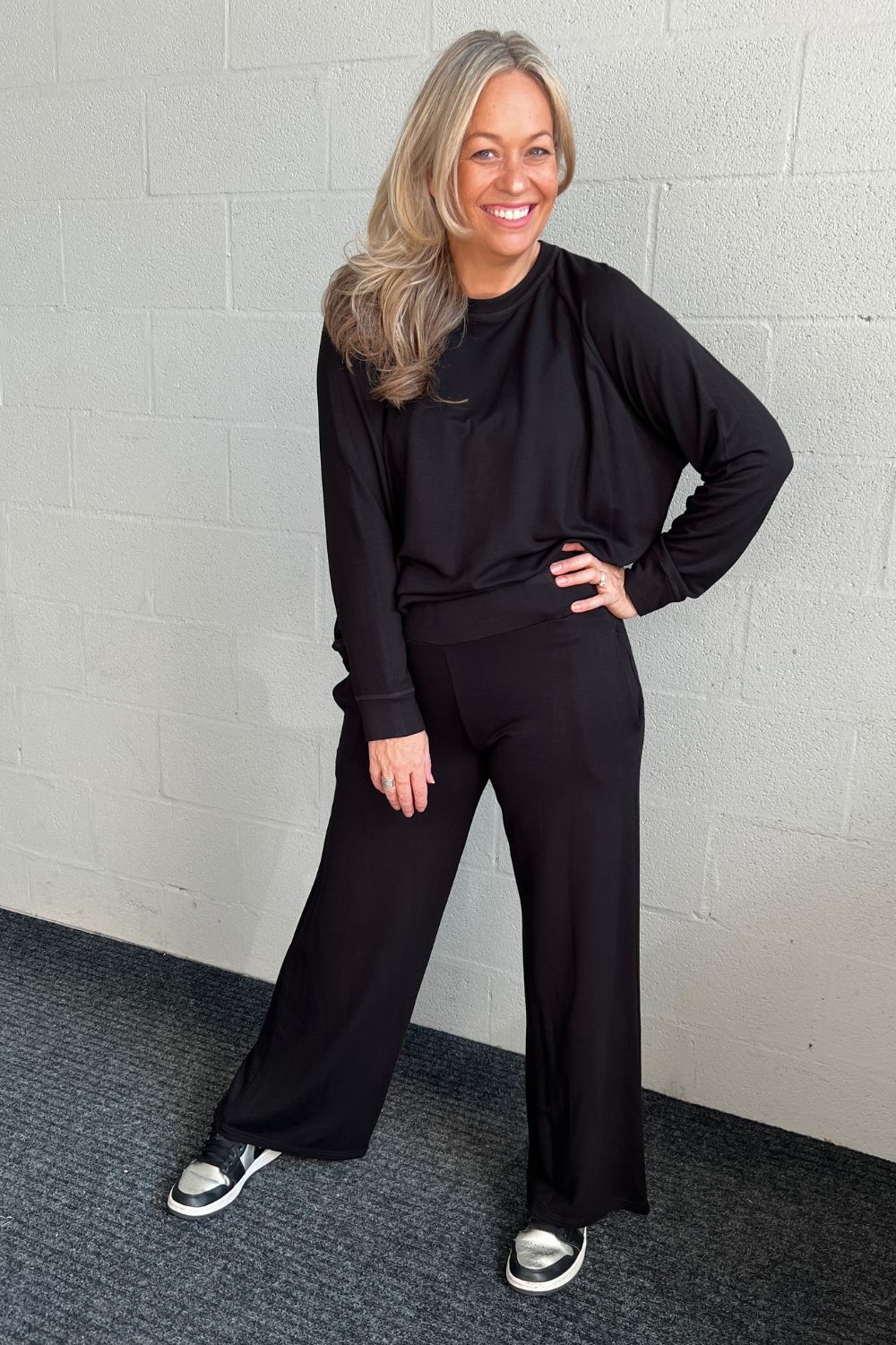 Philosophy Australia - Apple Brushed Wide Leg Pant | Black - Pants - Silvermaple Boutique 