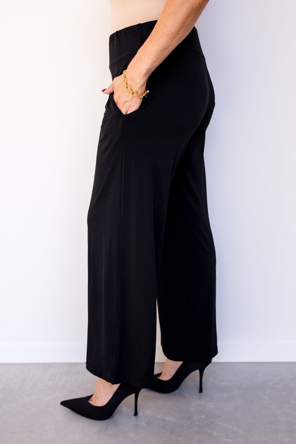 Philosophy Australia - Jackie Wide Leg Pants | Black - Pants - Silvermaple Boutique 