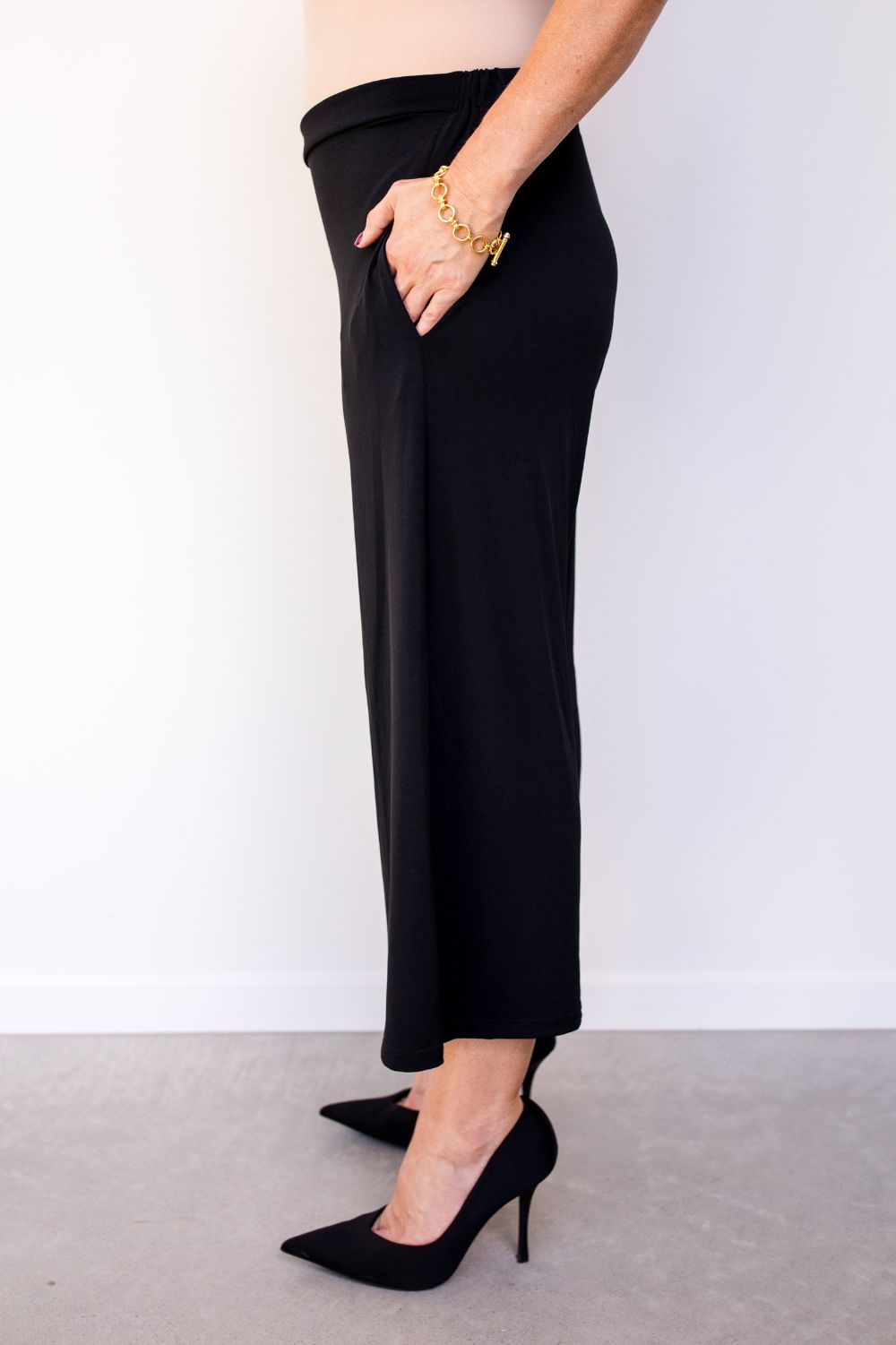 Philosophy Australia - Sammy Crop Pant | Black - Pants - Silvermaple Boutique 