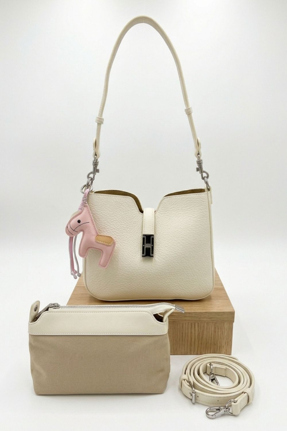 Silvermaple Collection - Monroe Shoulder Bag - Handbag - Silvermaple Boutique 