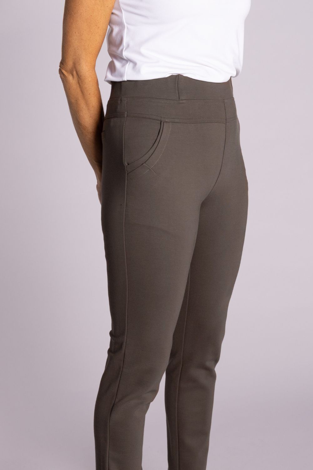 Silvermaple Collection - Naomi Ponti Pant | Taupe - Pants - Silvermaple Boutique 