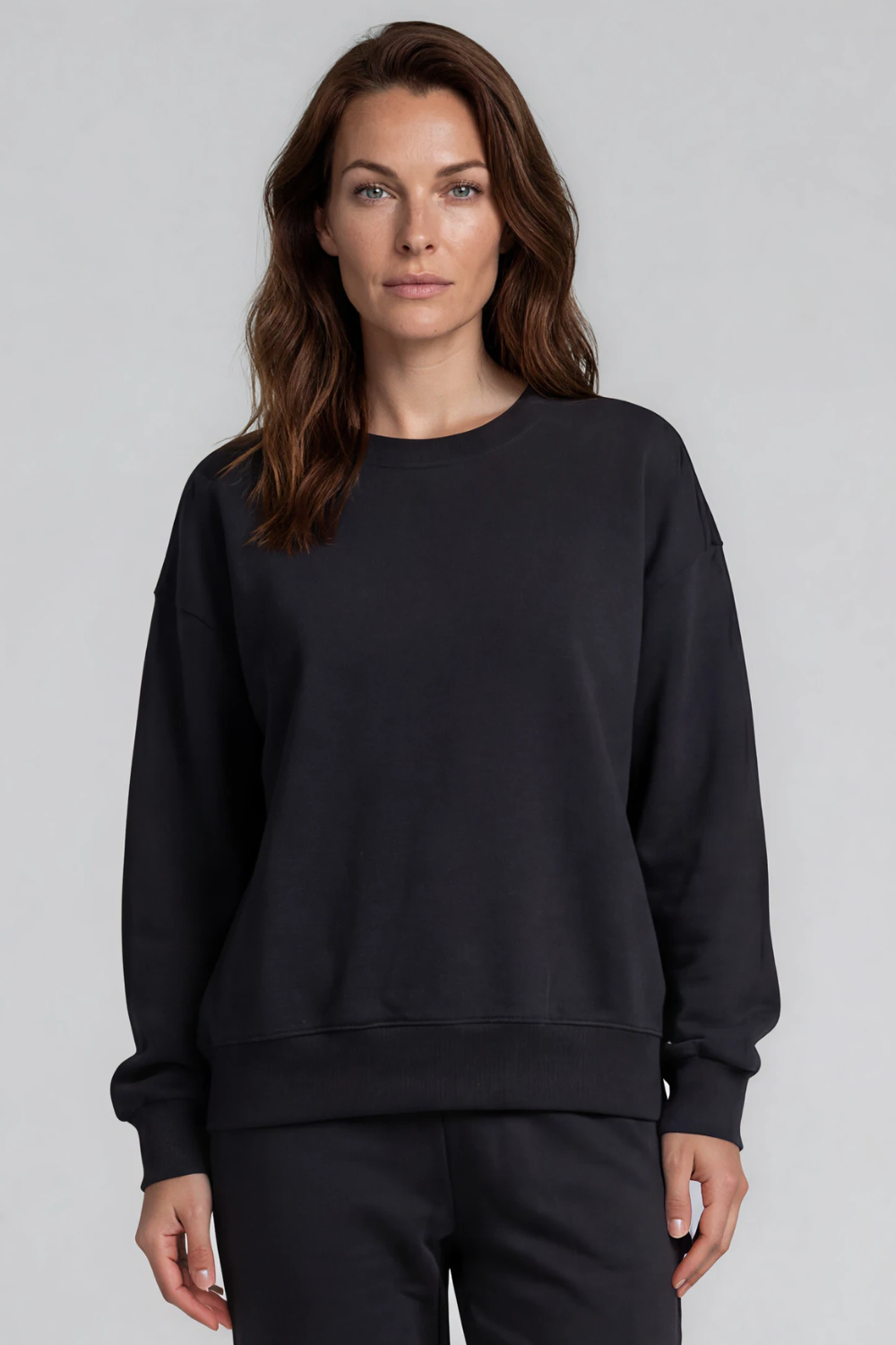 Silvermaple-Collection | Oasis-Crew-Jumper-Black