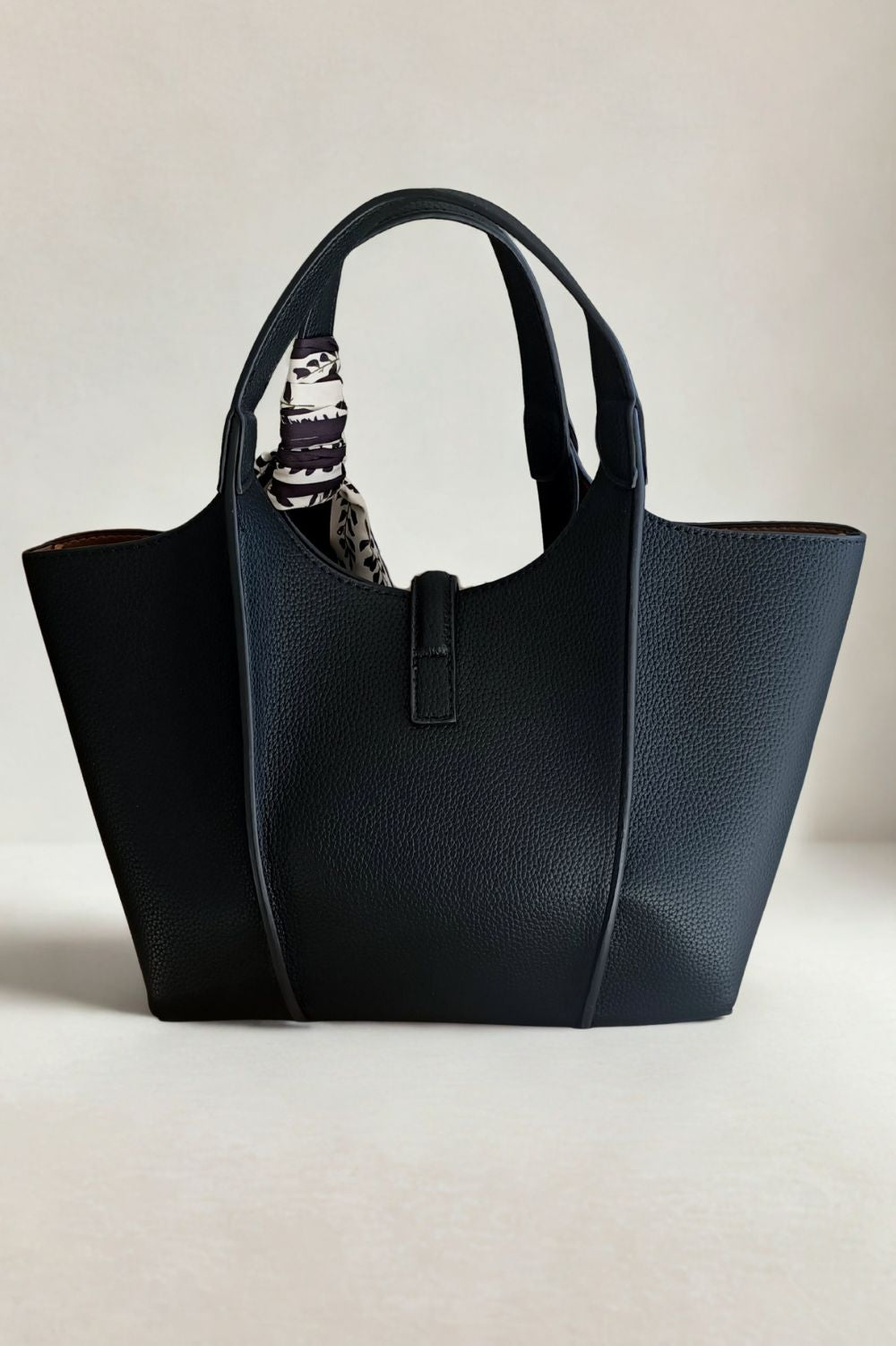 Silvermaple Collection - The Avery Handbag - Handbag - Silvermaple Boutique 