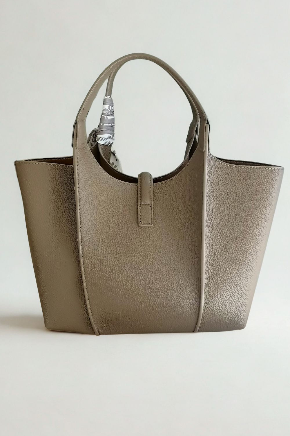 Silvermaple Collection - The Avery Handbag - Handbag - Silvermaple Boutique 