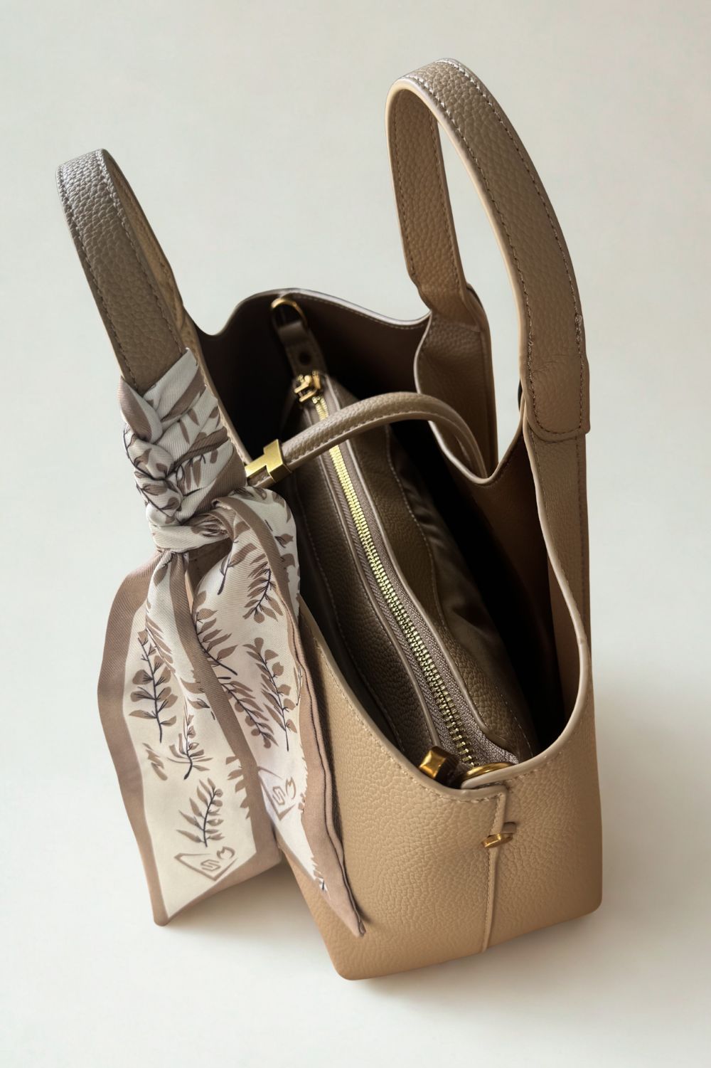 Silvermaple Collection - The Avery Handbag - Handbag - Silvermaple Boutique 