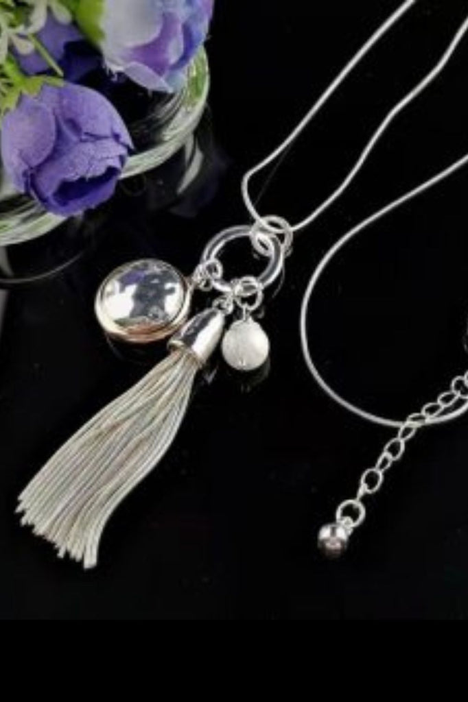 Beatrix Necklace | Silver - Silvermaple Boutique