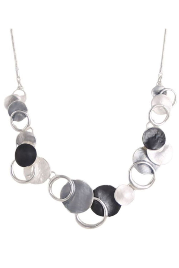 Silvermaple Boutique Gala Necklace | Black _ Silvermaple Boutique