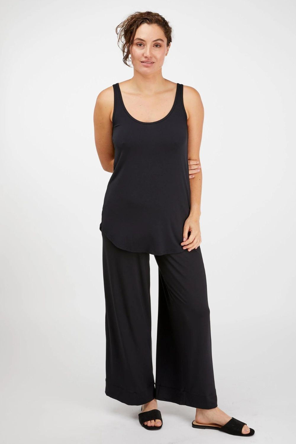 Tani - Longline Tank | Black - Singlet - Silvermaple Boutique 