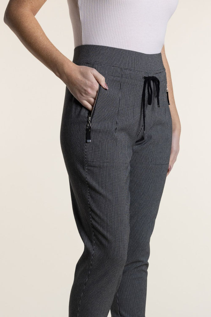 Two T's Check Ponte Panel Pant | Mini Black/White Check_Silvermaple Boutique