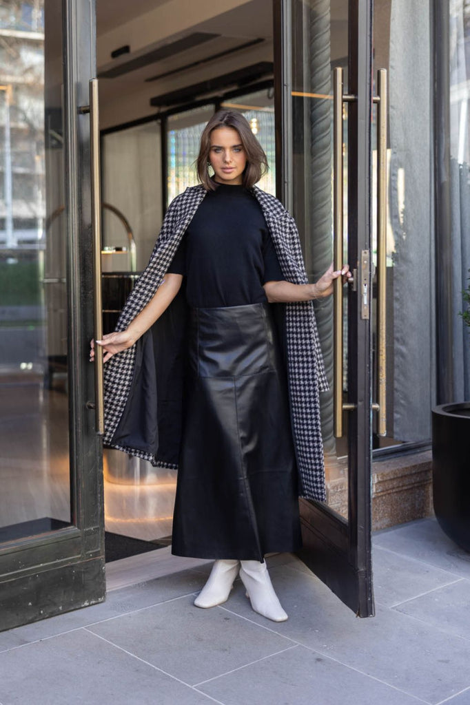 Two T's Faux Leather Skirt | Black _Silvermaple Boutique