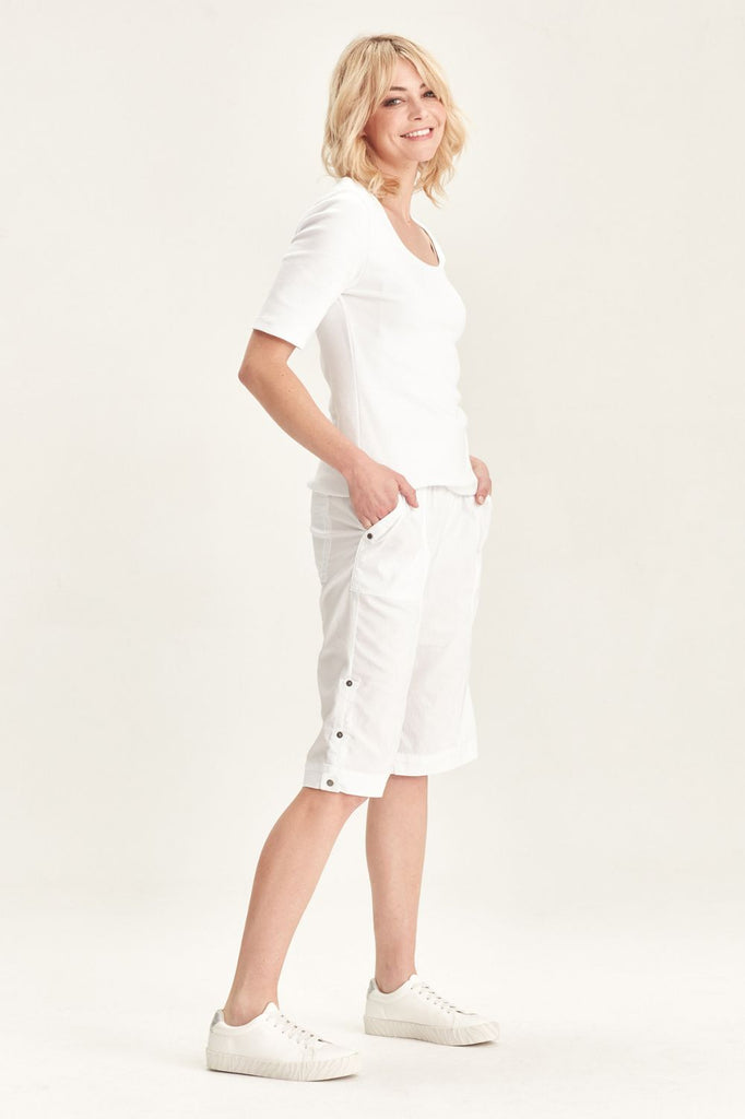 Verge Acrobat Rolled Short | White - Silvermaple Boutique